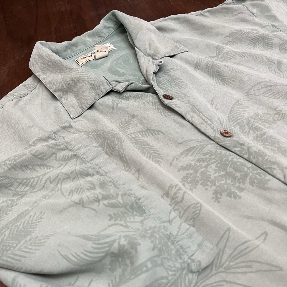 Tommy Bahama Mens L Green 100% Silk Tropical Palm Jacquard Shirt Textured